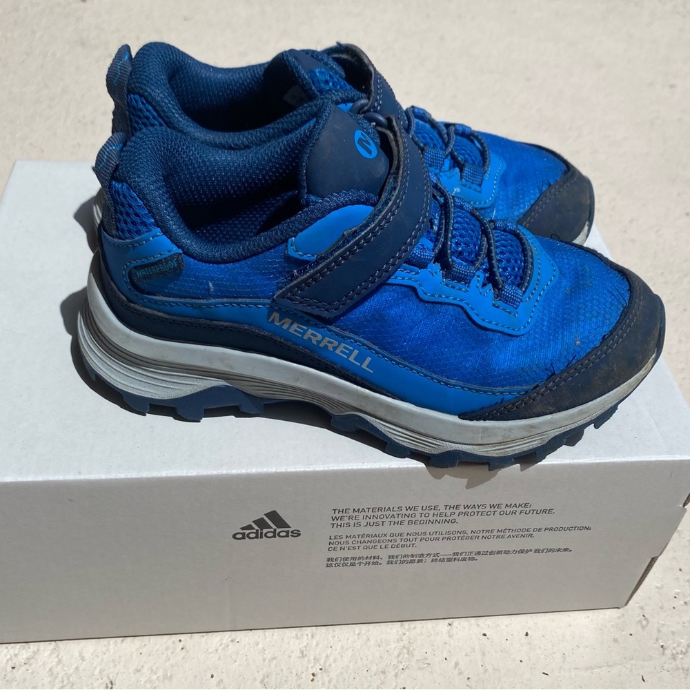 Merrell Kids Moab low hiking shoes - size 13 - velcro